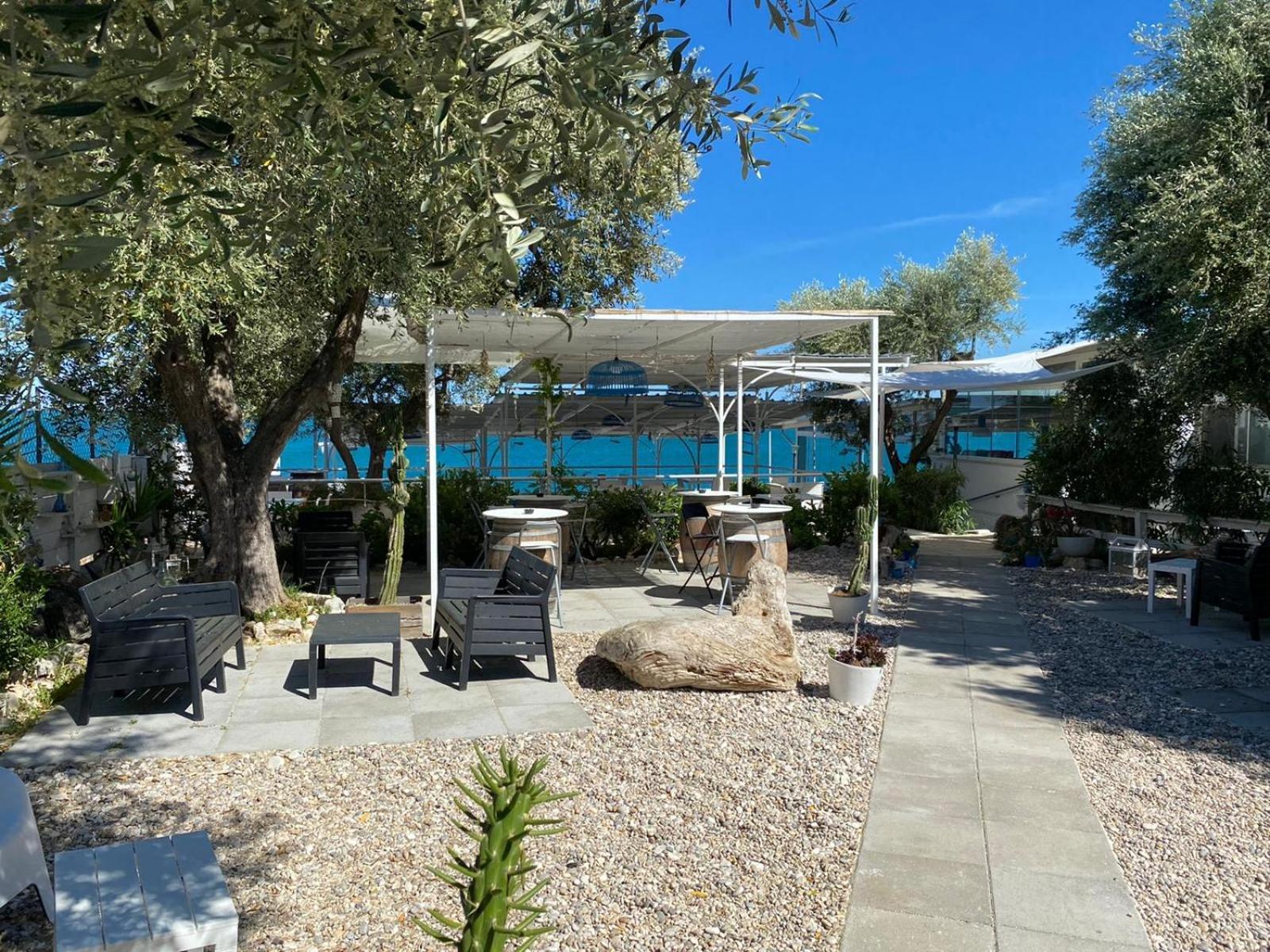 B&B direttamente sul mare da Antonino Mattinata Esterno foto