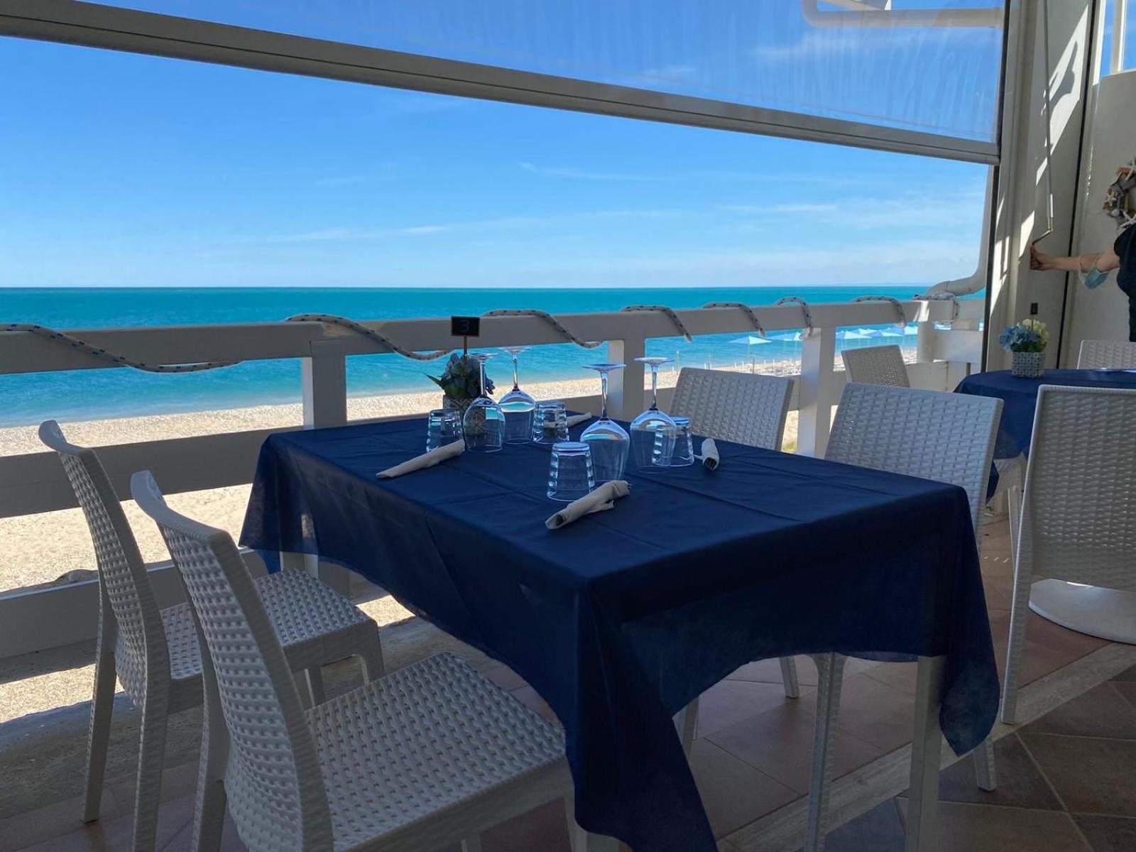 B&B direttamente sul mare da Antonino Mattinata Esterno foto